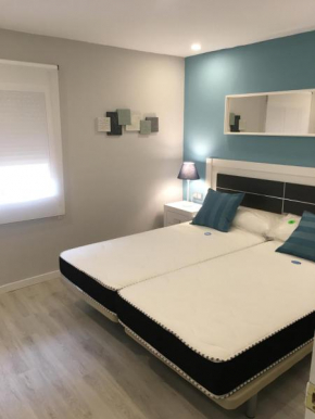 Отель Torremolinos Bentabol  Торремолинос